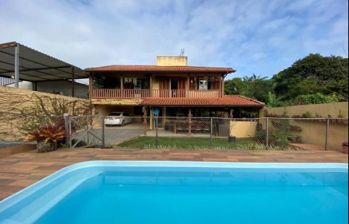 Casa com 3 quartos em Fazenda Santo Antônio, São José