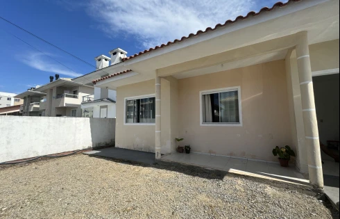 Casa com 2 quartos em Nova Palhoça, Palhoça