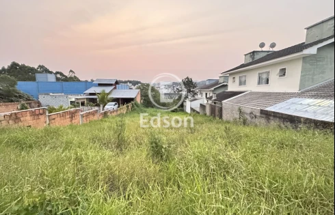 Terreno com 0 quartos em Forquilhinhas, São José