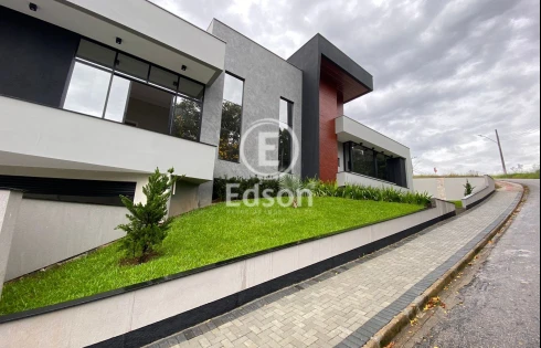 Casa com 3 quartos em Pedra Branca, Palhoça