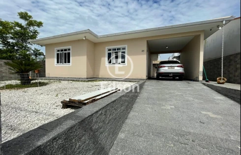 Casa com 3 quartos em Aririu, Palhoça