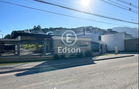 Terreno com 0 quartos em Pedra Branca, Palhoça