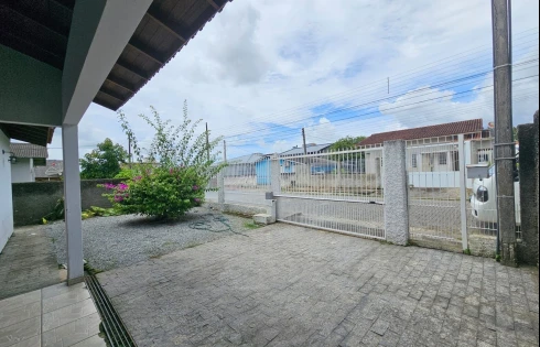 Casa com 4 quartos em Jardim Aquarius, Palhoça