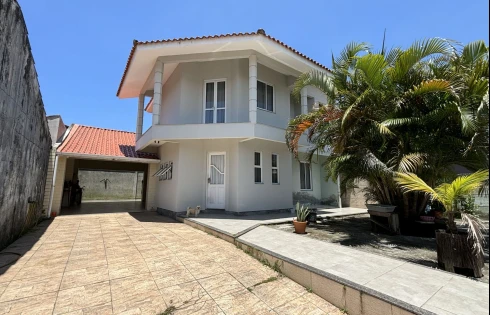 Casa com 3 quartos em Flor de Nápolis, São José