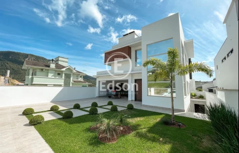 Casa com 3 quartos em Pedra Branca, Palhoça