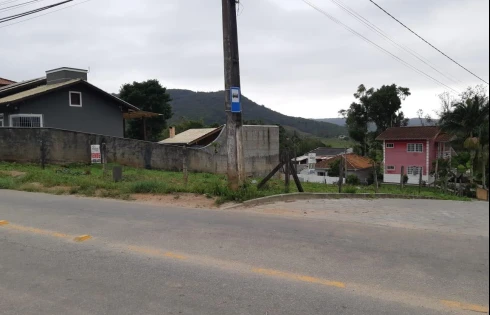 Terreno com 0 quartos em Forquilhas, São José