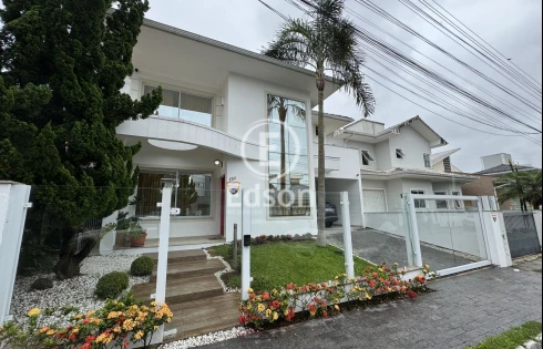Casa com 3 quartos em Pedra Branca, Palhoça