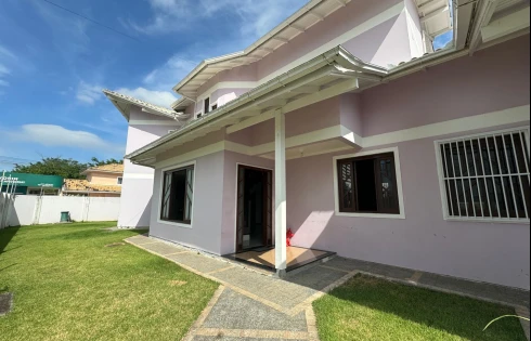 Casa com 4 quartos em Pagani, Palhoça