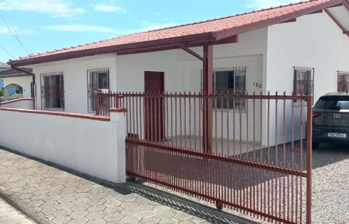 Casa com 3 quartos em Barra do Aririú, Palhoça