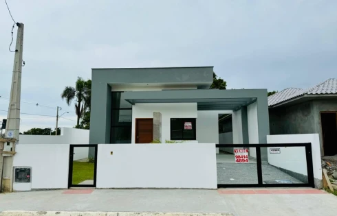 Casa com 3 quartos em Forquilhas, São José