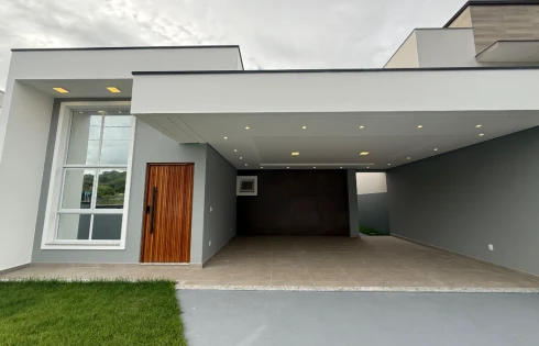 Casa com 3 quartos em Forquilhas, São José