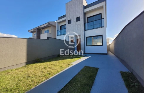 Sobrado Geminado com 2 quartos em Bela Vista, Palhoça