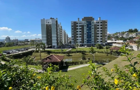 Apartamento com 2 quartos em Pedra Branca, Palhoça