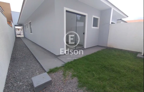 Casa com 3 quartos em Forquilhas, São José