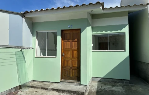 Casa Geminada com 2 quartos em São Sebastião, Palhoça