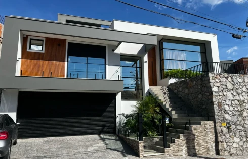 Casa com 4 quartos em Pedra Branca, Palhoça