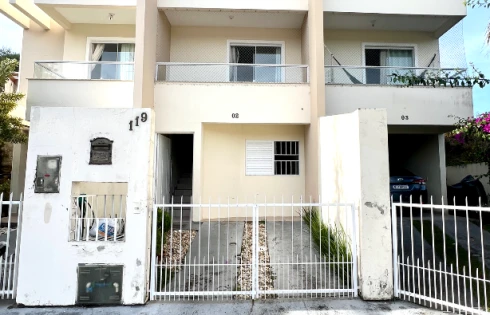 Sobrado Geminado com 2 quartos em Forquilhas , São José 