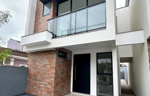 Sobrado Geminado com 3 quartos em Areias, São José