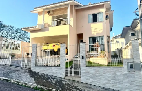 Casa com 3 quartos em Pedra Branca, Palhoça