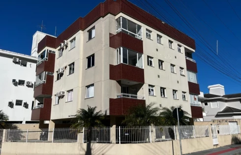 Apartamento com 2 quartos em Pagani, Palhoça