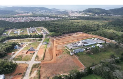 Terreno com 0 quartos em Forquilhas, São José