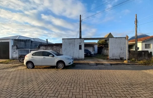 Terreno com 0 quartos em Barra do Aririú, Palhoça