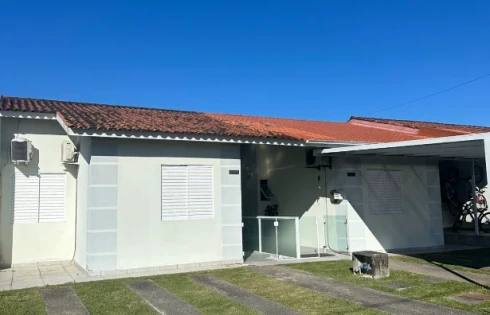 Casa com 2 quartos em Bela Vista, Palhoça