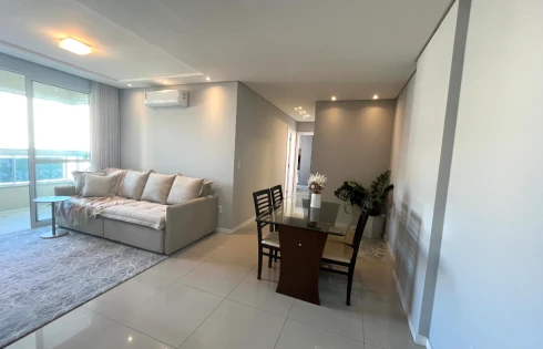 Apartamento com 2 quartos em Kobrasol, São José