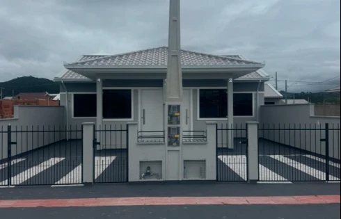 Casa Geminada com 2 quartos em Nova Palhoça, Palhoça