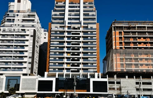 Apartamento com 3 quartos em Pedra Branca, Palhoça
