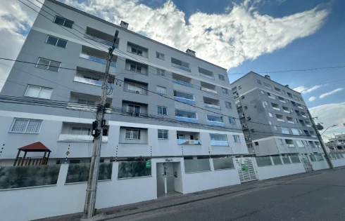 Apartamento com 2 quartos em Aririú, Palhoça