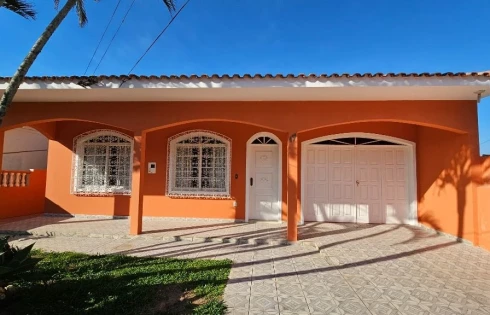 Casa com 3 quartos em Ponta de Baixo, São José