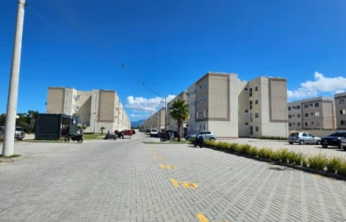 Apartamento com 2 quartos em Forquilhas, São José