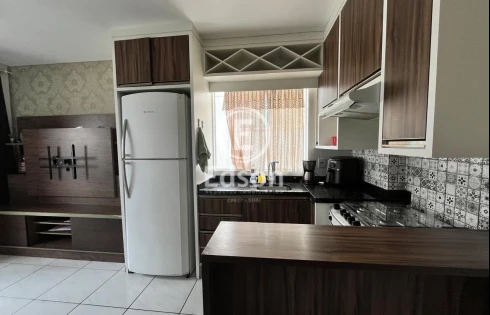 Apartamento com 3 quartos em Pagani, Palhoça