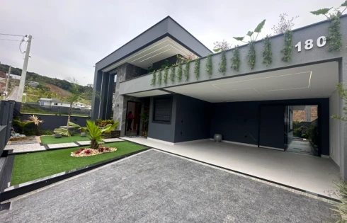 Casa com 3 quartos em São Sebastião, Palhoça