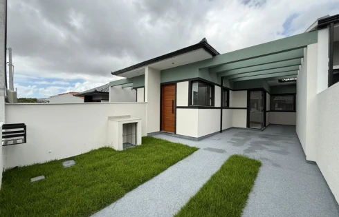 Casa Geminada com 2 quartos em Forquilhas, São José