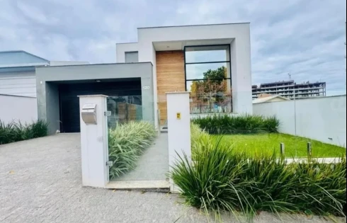 Casa com 3 quartos em Pedra Branca, Palhoça