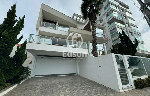 Casa com 4 quartos em Pedra Branca, Palhoça