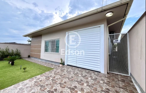 Casa com 2 quartos em Forquilhinha, São José