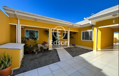 Casa com 3 quartos em Barra do Aririú, Palhoça