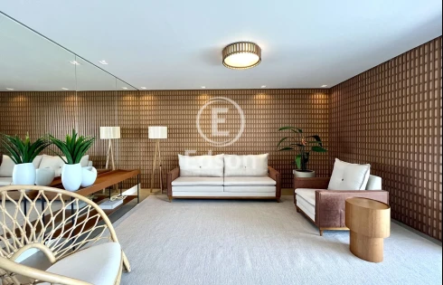 Apartamento com 2 quartos em Estreito, Florianópolis