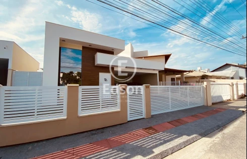 Casa com 3 quartos em Pedra Branca, Palhoça