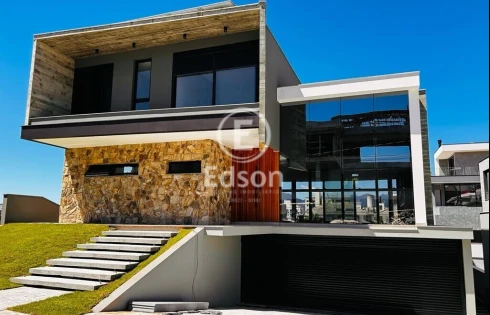 Casa com 4 quartos em Pedra Branca, Palhoça