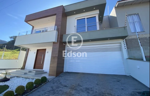 Casa com 3 quartos em São Sebastião, Palhoça