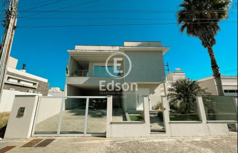 Casa com 4 quartos em Pedra Branca, Palhoça