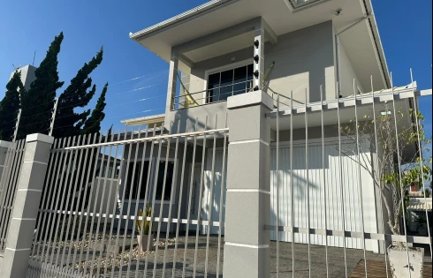 Casa com 3 quartos em Pagani, Palhoça