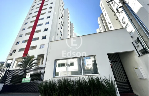 Apartamento com 2 quartos em Pedra Branca, Palhoça