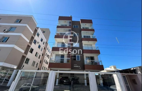Apartamento com 2 quartos em Centro, Palhoça