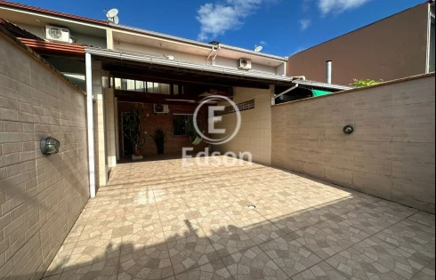 Sobrado Geminado com 2 quartos em Forquilhas, São José