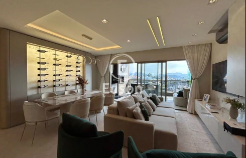 Apartamento com 3 quartos em Pedra Branca, Palhoça